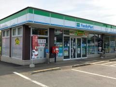 ファミリーマート フレスト阿見飯倉店