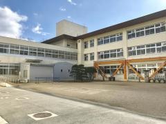 向陽小学校