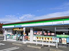 ファミリーマート　上石津牧田店
