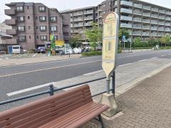「杉山神社入口」バス停留所