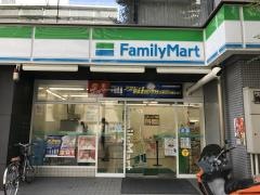 ファミリーマート　江戸川橋駅西店