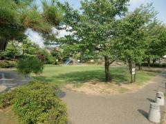 東山河岸緑地