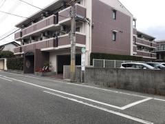 「塚口町１丁目」バス停留所