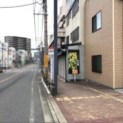 「飯塚橋」バス停留所