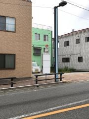 「飯塚橋」バス停留所