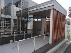 西新駅