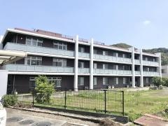 介護付き有料老人ホーム　クオリティリビングおかりや