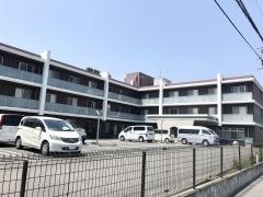 介護付き有料老人ホーム　クオリティリビングおかりや