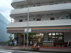 セブンイレブン　辻堂西口店