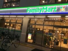 ファミリーマート　東三国四丁目店