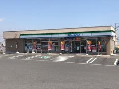 ファミリーマート　四日市楠本郷店