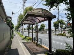 「新町小学校入口」バス停留所