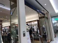ＳＨＩＰＳ　アミュプラザ博多店