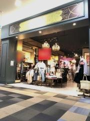 ａｘｅｓ　ｆｅｍｍｅ　大高店