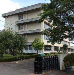 日高市立高根中学校