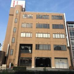 名古屋歯科医療専門学校