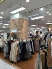 ハニーズ　枚方イズミヤ店