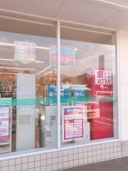 ファミリーマート　野津原店