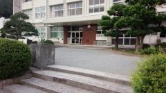 安田小学校