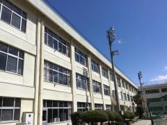 東六番丁小学校