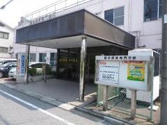 越谷保育専門学校