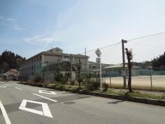 宇陀市立菟田野中学校