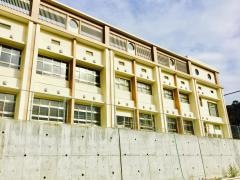 戸石小学校