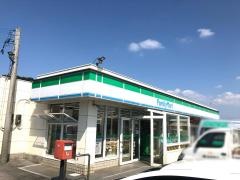 ファミリーマート　読谷座喜味店