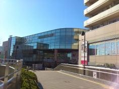 ライフ　エクストラ大泉学園駅前店