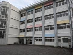 出川小学校