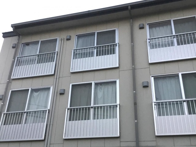 秦いきいき学校 施設外観
