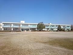 旭西小学校