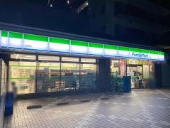 ファミリーマート　長柄店