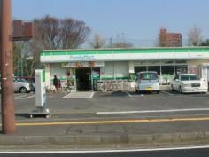 ファミリーマート　白山通り店