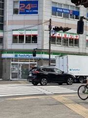 サイゼリヤ　日野駅前店
