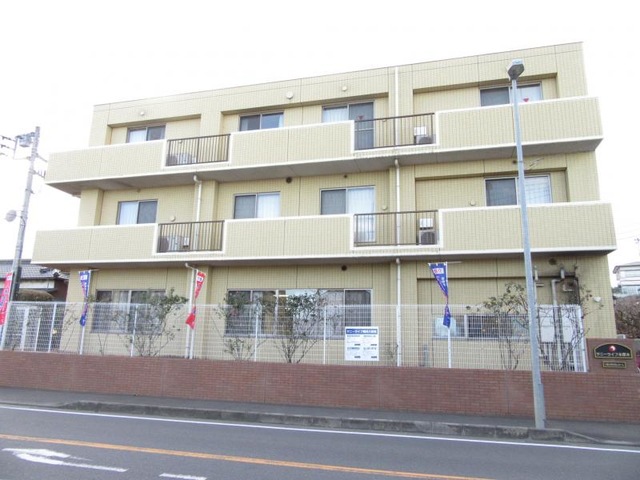サニーライフ本厚木の施設外観写真です