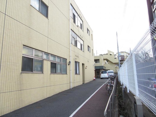 サニーライフ本厚木の施設外観写真です