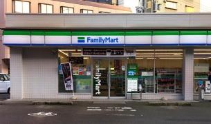 ファミリーマート　金沢堀川店