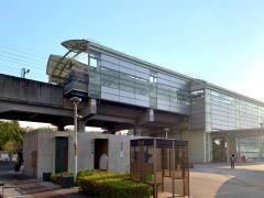 研究学園駅
