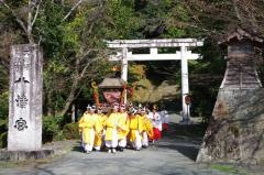 八幡神社御神幸祭