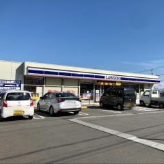 ローソン　韮崎神山町店