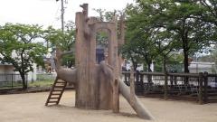 駅前中央公園
