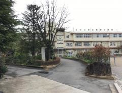 新郷小学校