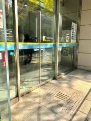興産信用金庫神保町支店