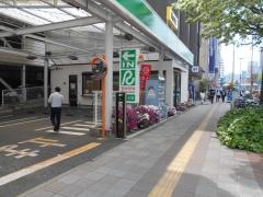 トヨタレンタリース愛知テレビ塔店