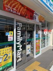 ファミリーマート　小野本町店