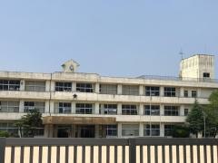 中川小学校