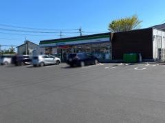 ファミリーマート　ひたちなか足崎店