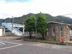 上麻生駅