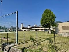 島小学校